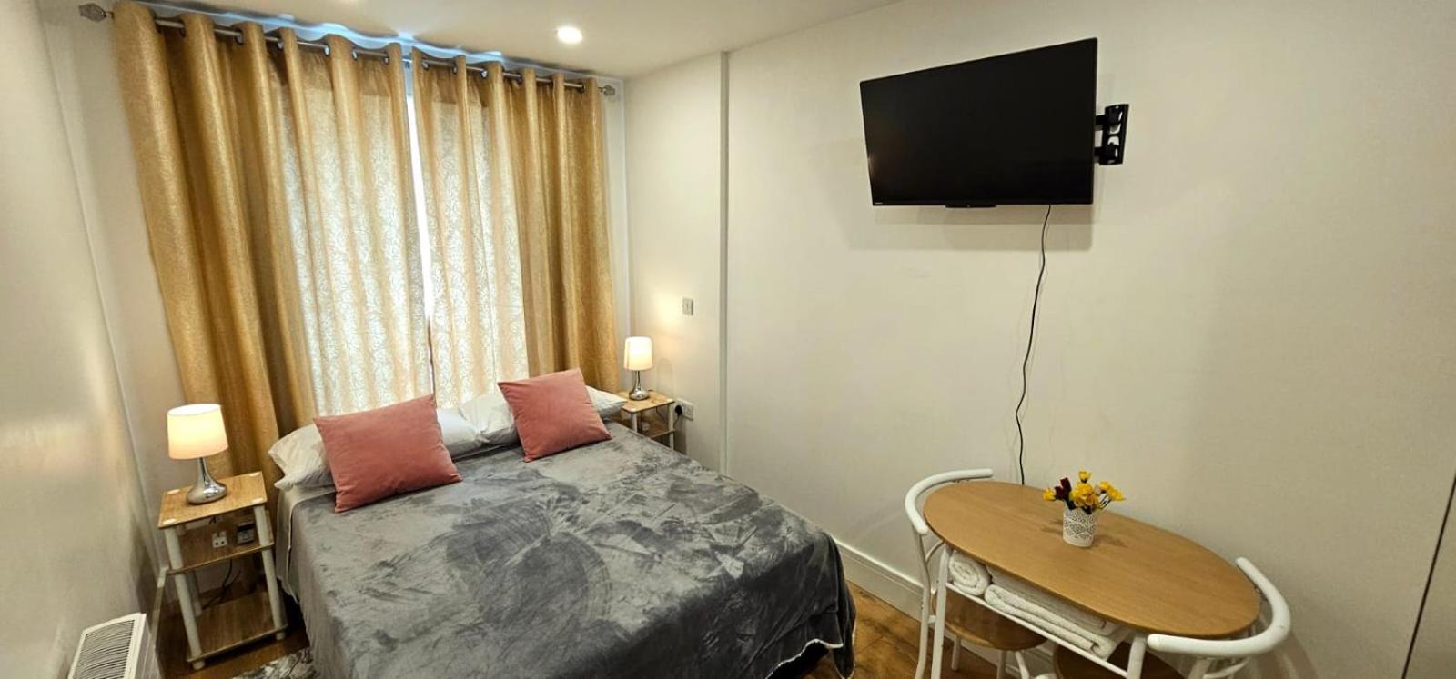 Claire Double Room Λονδίνο Εξωτερικό φωτογραφία